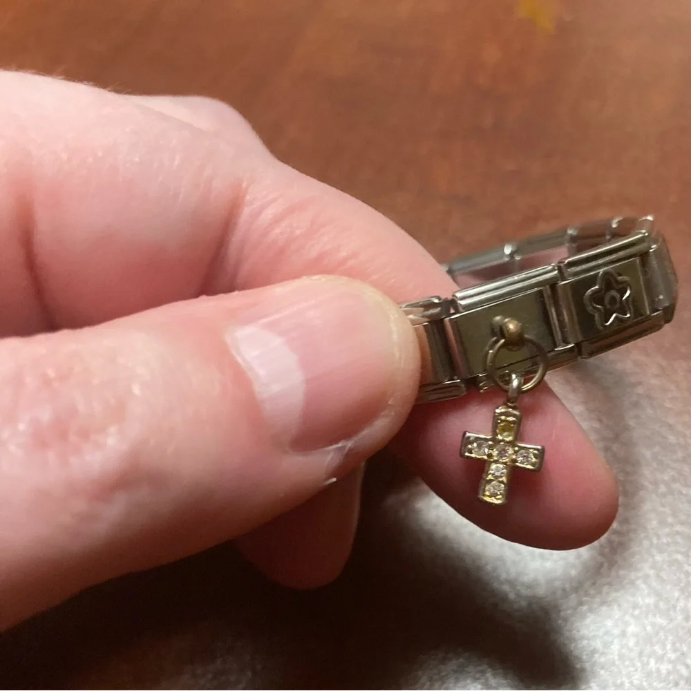 CLAIRE'S unfinished silver color bracelet with cross charm